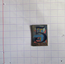 pin's    ancienne  chaine