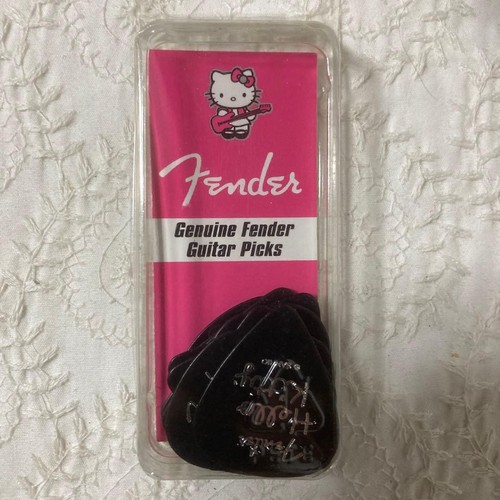 Fender hello kitty guitar pick - fender,