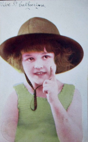 Fille qui fete - , sainte