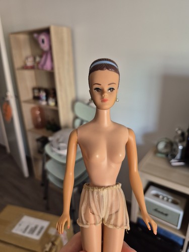 Rare poupée barbie - rare,