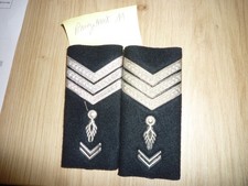 2 Galons armée française  gendarmerie  uniforme ( rangement11)