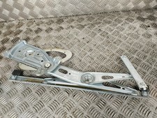 Mécanisme lève vitre avant