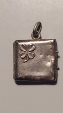 Pendentif médaillon livre - livre, à