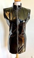 robe T42 vinyl noir droite