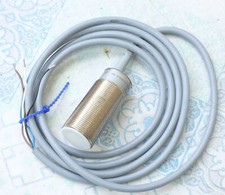 Contrinex CSK-1300-103 capteur de proximité capacitif M30 10 35 VDC PNP