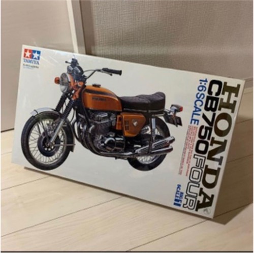 Tamiya honda dream cb750 four - tamiya,