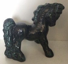 STATUE CHEVAL POULAIN CÉRAMIQUE ÉMAILLÉE SATINÉE NOIRE & VERTE VINTAGE H 19,5 CM