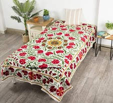 Ouzbek Suzani Nurota, Original