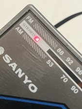 SANYO PORTABLE RADIO CASSETTE PLAYER WALKMAN NEW BELT WORK GREAT VINTAGE RETRO