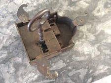 ANCIENNE SERRURE ARMOIRE  AVEC CLE EN FER FORGE XVIII/XIX Siècle