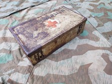 Verbandkasten avec peinture d'origine - Militaria original WW2