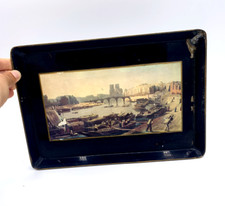 Joli plateau en métal noir