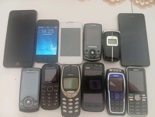 Lot téléphone non - téléphone, hs