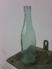 Ancienne bouteille en verre