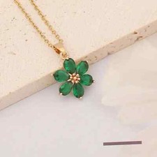 Collier femme pendentif forme