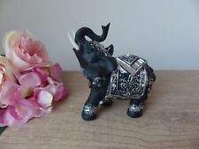 Sculpture éléphant chic noir