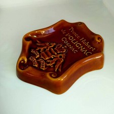 CENDRIER EN CÉRAMIQUE PRINCE HUBERT DE POLIGNAC COGNAC