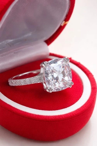 Bague solitaire certifiée
