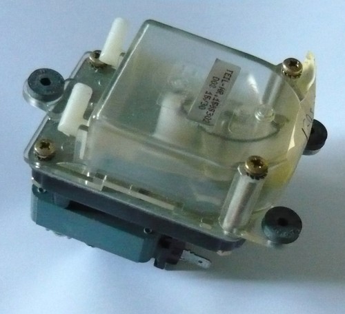 Moteur pompe doseur - doseur, linge