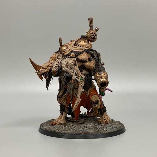 Brood terror moulé peint - brood,