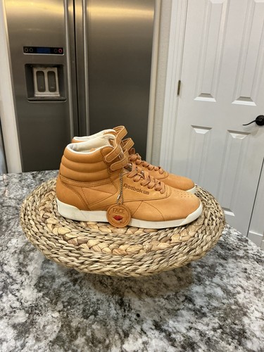 Rare nwob retro reebok - rare!,