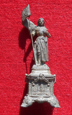 Jeanne d'Arc - Statue  en  Régule  !