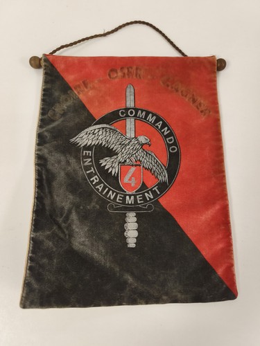 Fanion militaire ancien - , satin