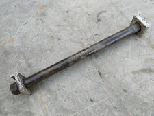 Axe de roue arrière Suzuki