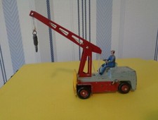 réf 50 Dinky-Toys Grue Salev 1/43 eme réf 536