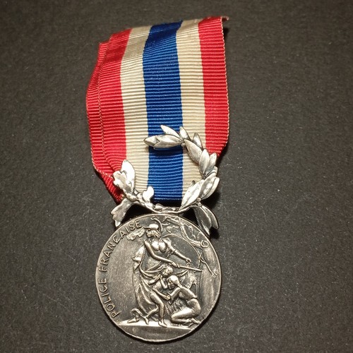 26 médaille - (ref37725),