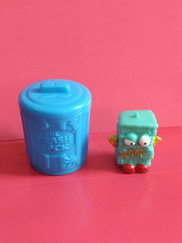 Figurine poubelle bleues the - ,