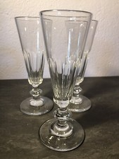 3 ANCIENNES FLÛTES À CHAMPAGNE CATON EN CRISTAL DE BACCARAT OU ST LOUIS