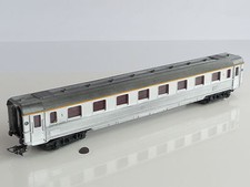 HORNBY VOITURE VOYAGEURS INOX