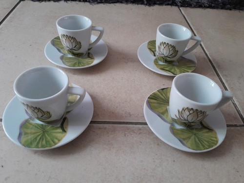 Lot tasses sous - 4, et
