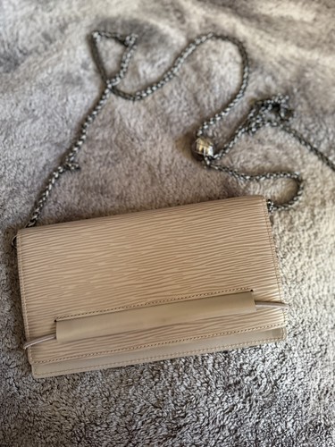 Pochette louis vuitton - louis,