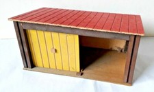 BATIMENT AGRICOLE / GARAGE genre QUIRALU BOILUX STARLUX CLAIRET