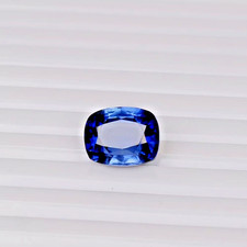 Forme de coussin saphir bleu