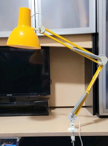 Yellow vintage luxo lamp - vintage, corp
