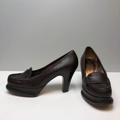 Paire chaussures talons - paire,