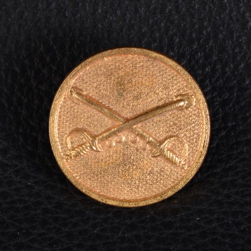 Insigne col la cavalerie - de,