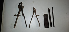 LOT DE  5 OUTILS ANCIENS PINCE