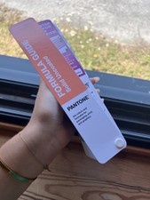? Pantone Formula Guide Solid Uncoated 2021 – NEUF 