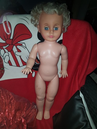 Poupée doll mannequin an - poupée,