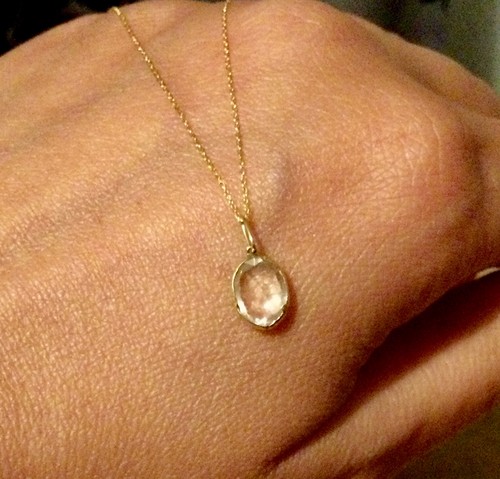 Petit pendentif jaune 18 - en,