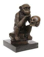 Statuette en bronze singe avec