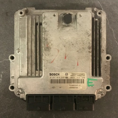 Calculateur moteur renault - calculateur,