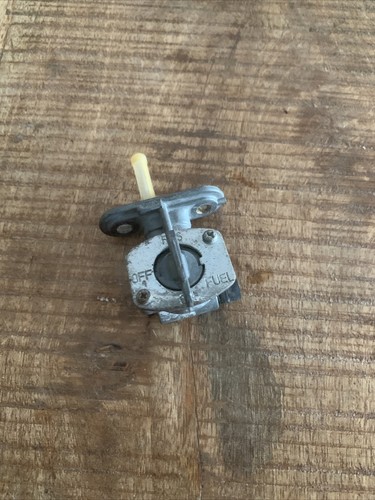 Robinet essence yamaha 125 - robinet, d’essence