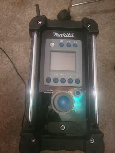 Makita bmr100 jobsite fm - bmr100,