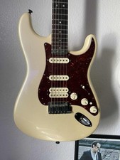 Amercian Made DLX STRAT HSS RW