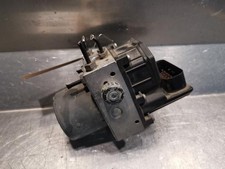 Bloc ABS (freins anti-blocage)